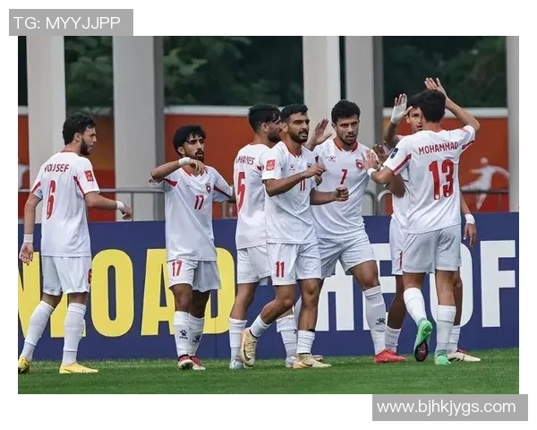 伊拉克足球队与国足激战正酣谁能在国际赛场上笑到最后 伊拉克足球队与国足激战正酣谁能在国际赛场上笑到最后